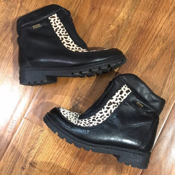 Sorel leather leopard booties 8 - Picture 3 of 8